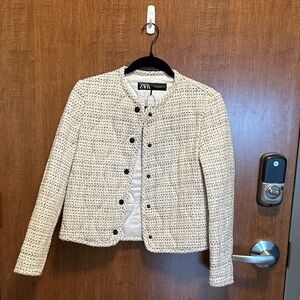 Zara Women's Black and Cream Tweed Blazer/Jacket